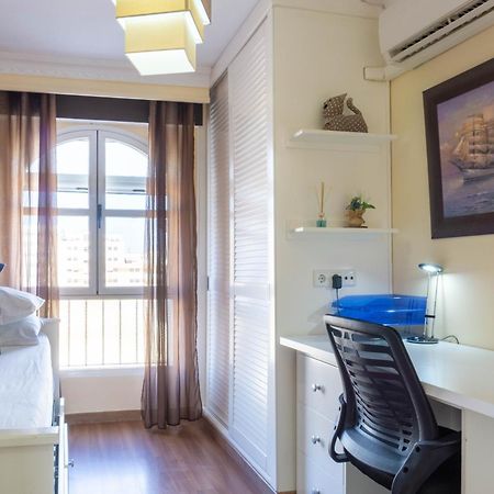 Apartment Aconte Malaga Luaran gambar