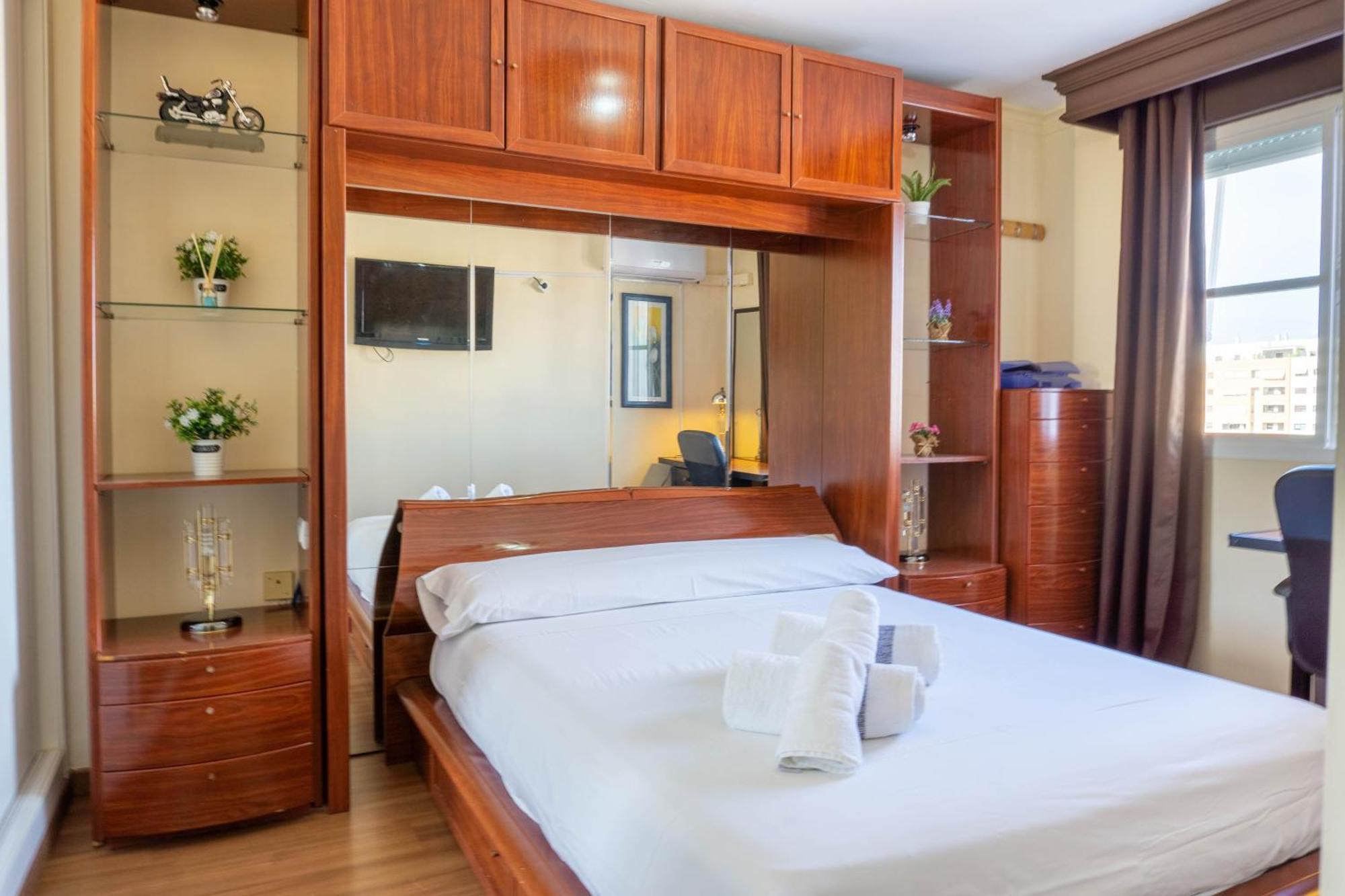Apartment Aconte Malaga Luaran gambar